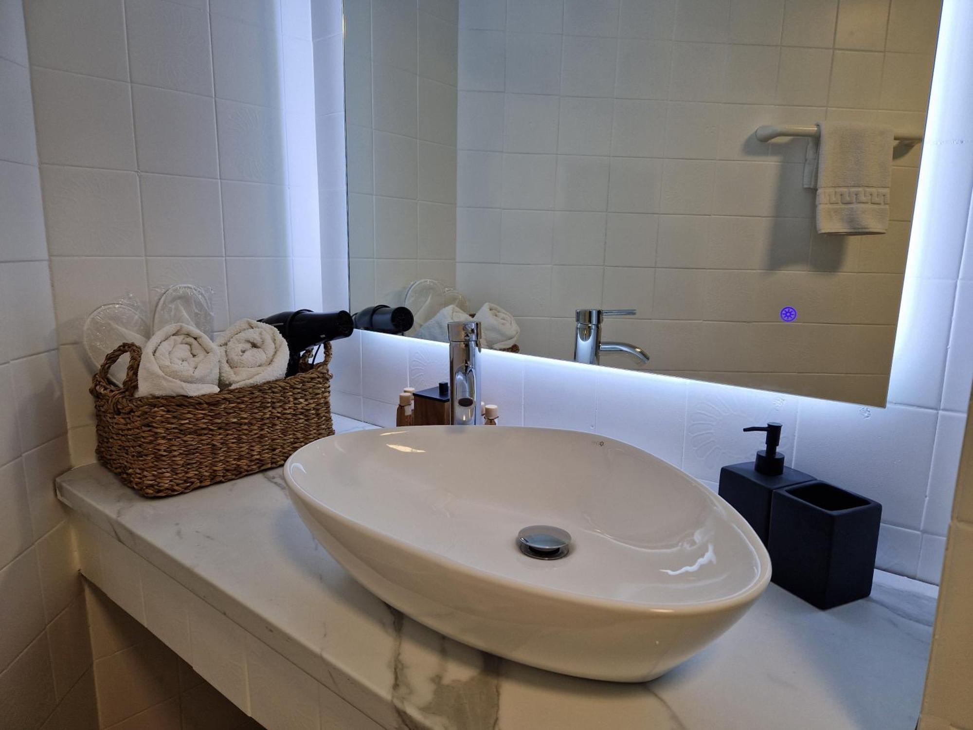 Apartment Azul - Estudio Con Vistas Al Mar, Piscina Y Acceso Directo A La Playa By Redi *