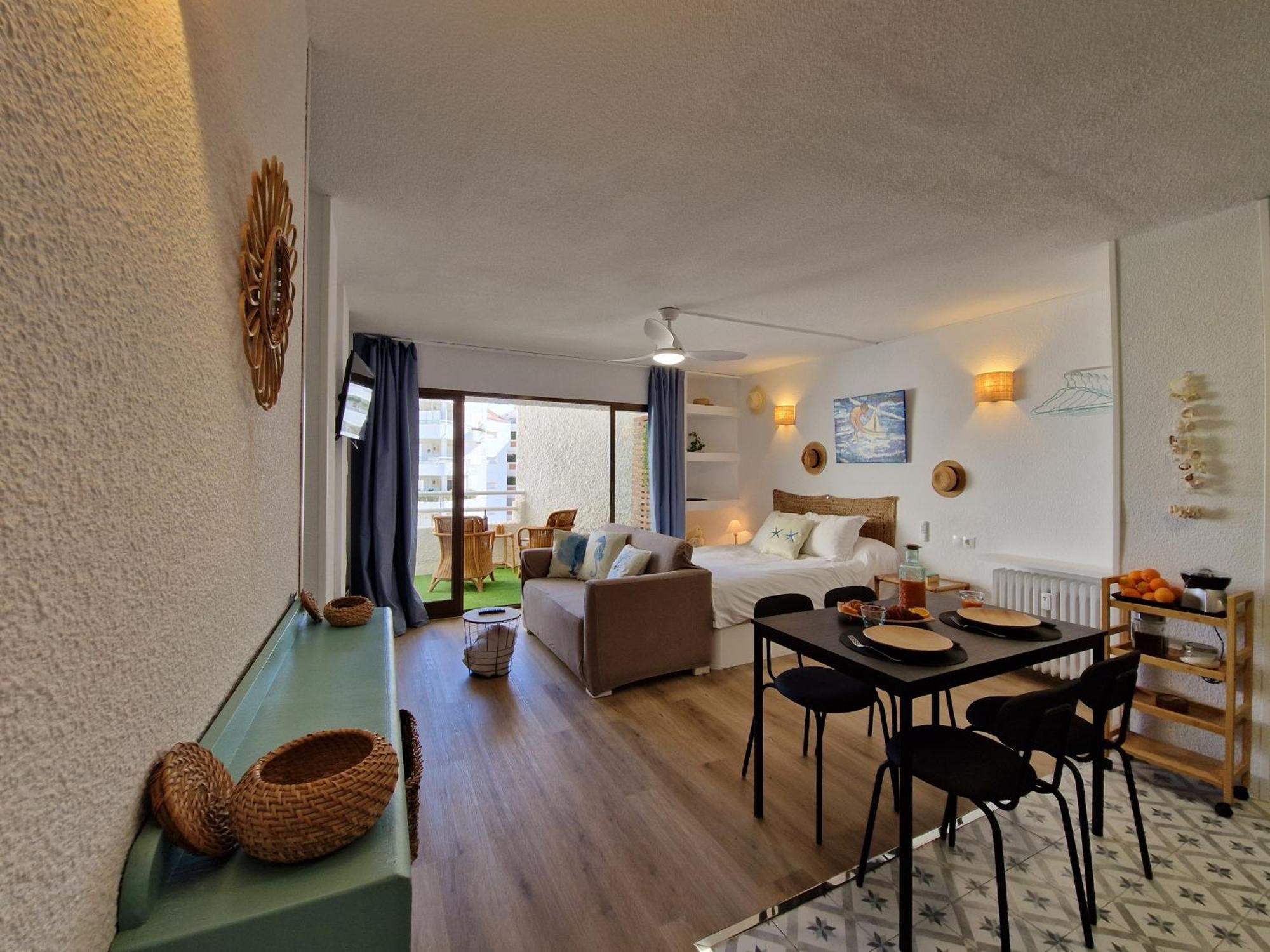 Azul - Estudio Con Vistas Al Mar, Piscina Y Acceso Directo A La Playa By Redi Apartment